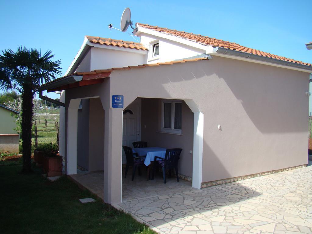 Apartment Rose Pula Rum bild
